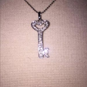 🎀SOLD🎀 SYDNEY EVAN WHITE GOLD HEART KEY DIAMOND NECKLACE
